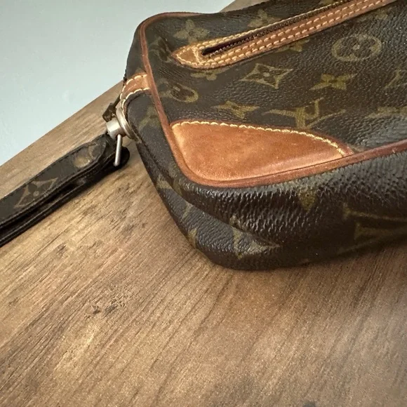 Louis Vuitton Vintage Monogram Trousse 23 Toiletry Bag - Picture 5 of 8